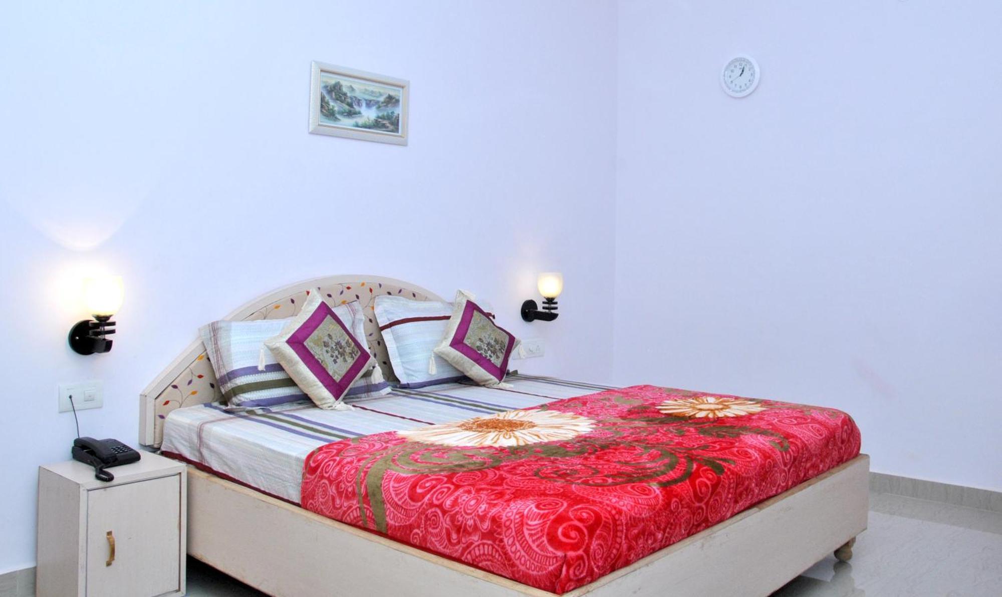 Shivansh Palace Homestay & Marriage Garden Khajurāho Exterior foto